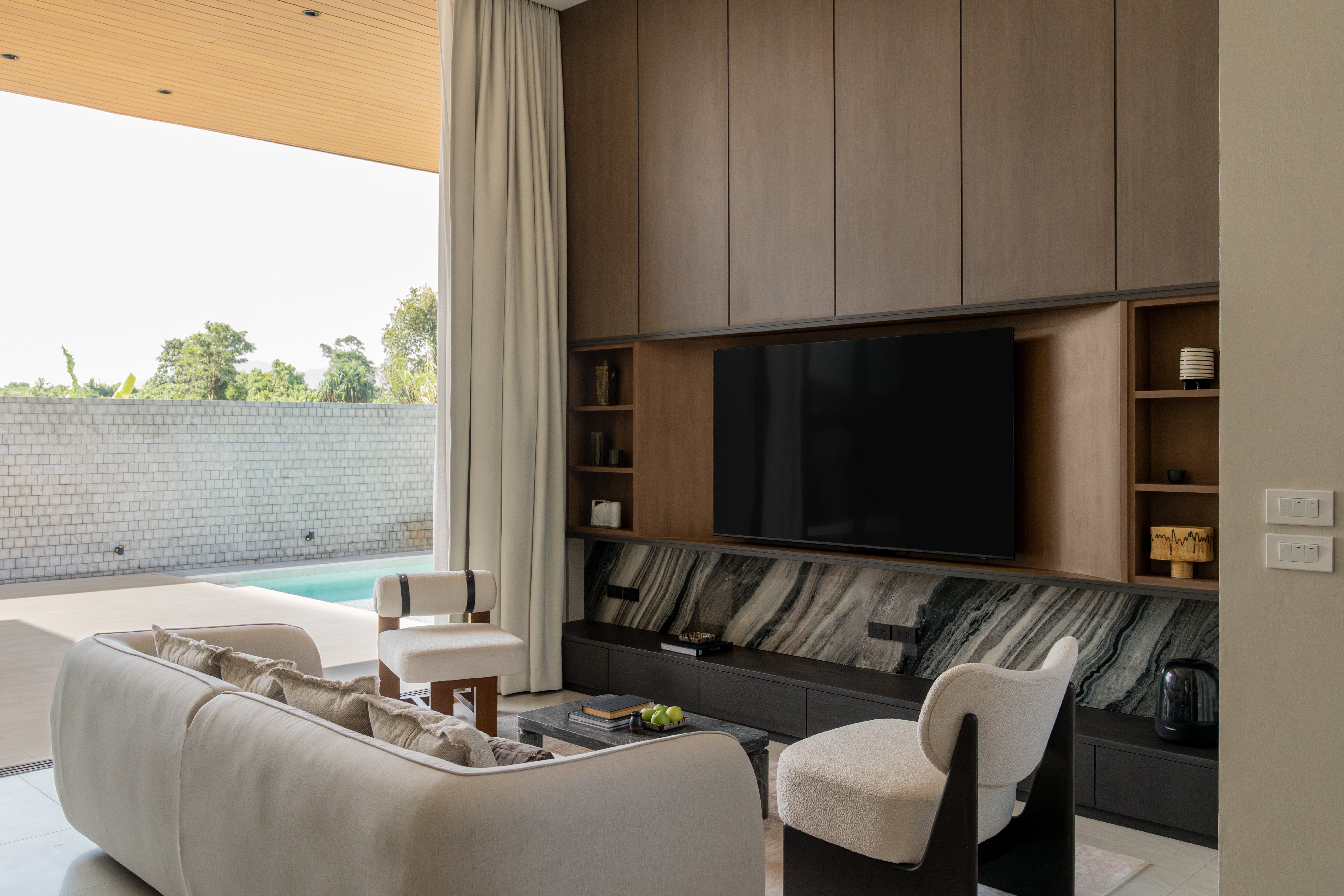 AXIS Luxury Villa 27