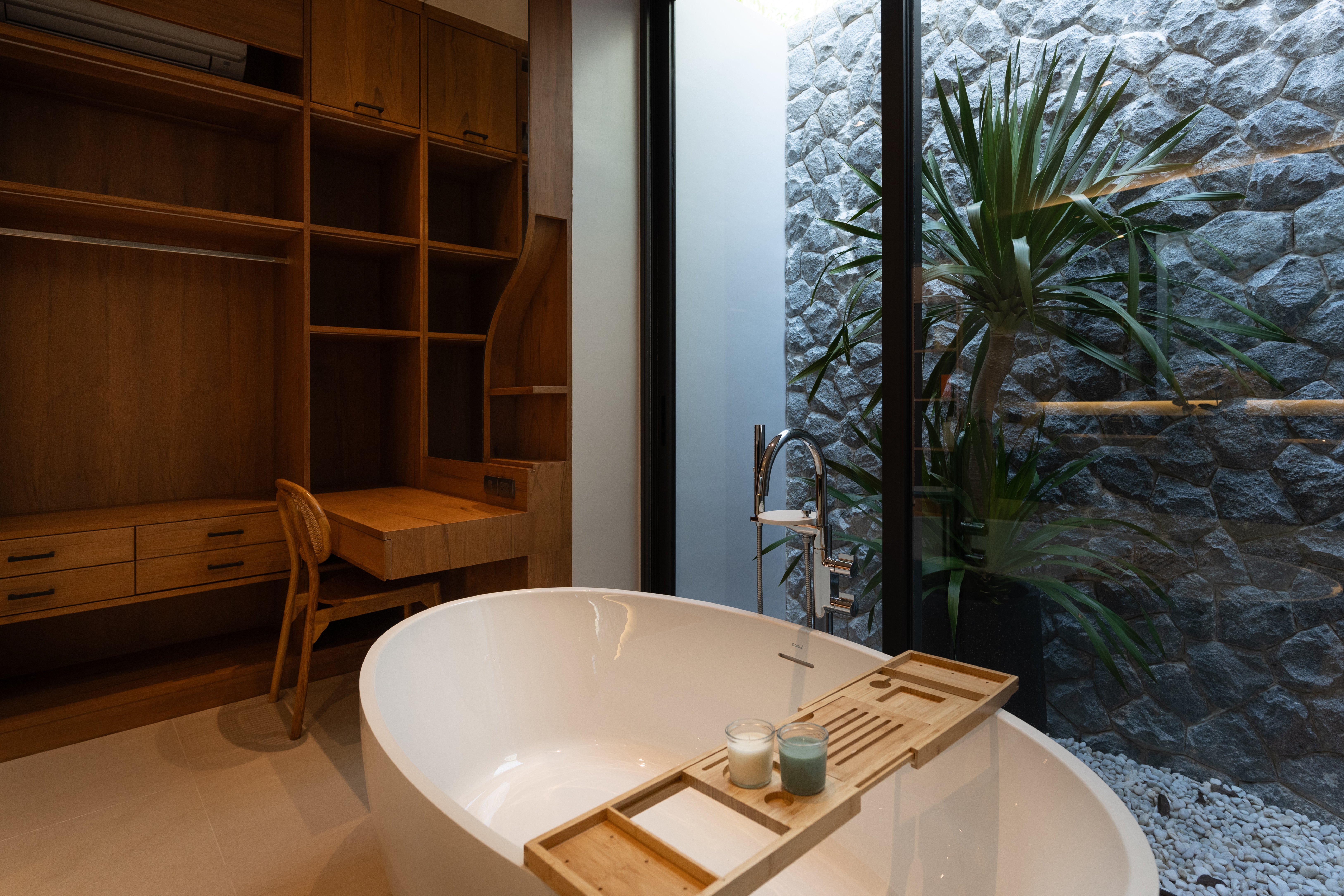 Bougainvillea Villa 86