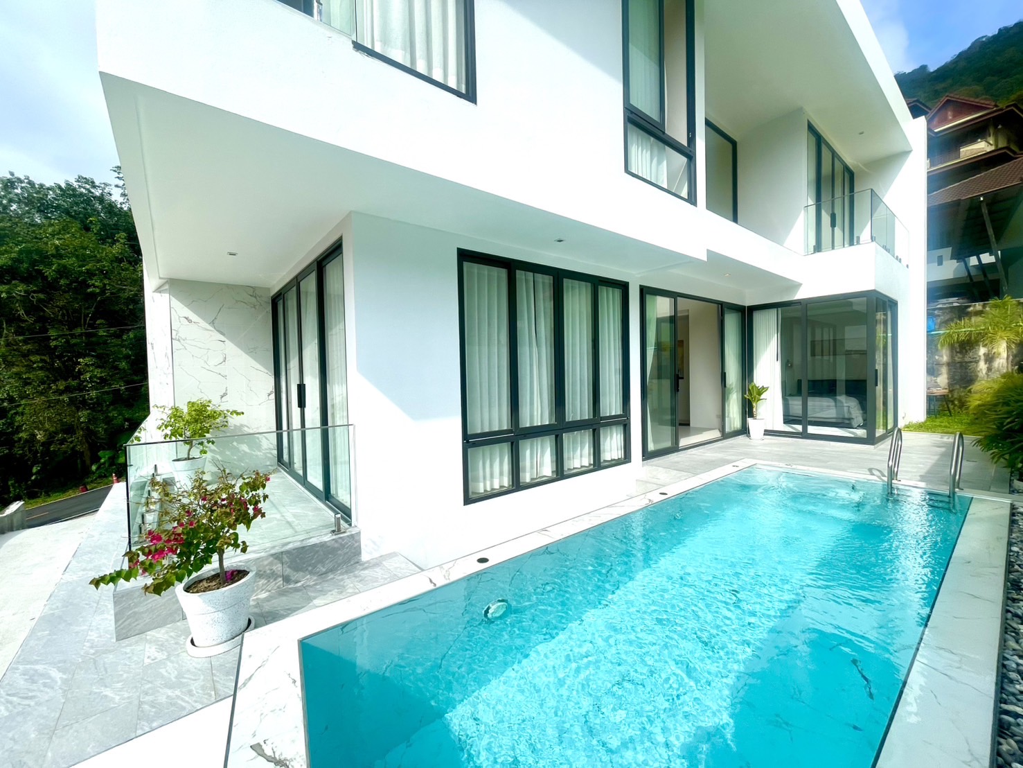 Mali Thai Pool Villas 8