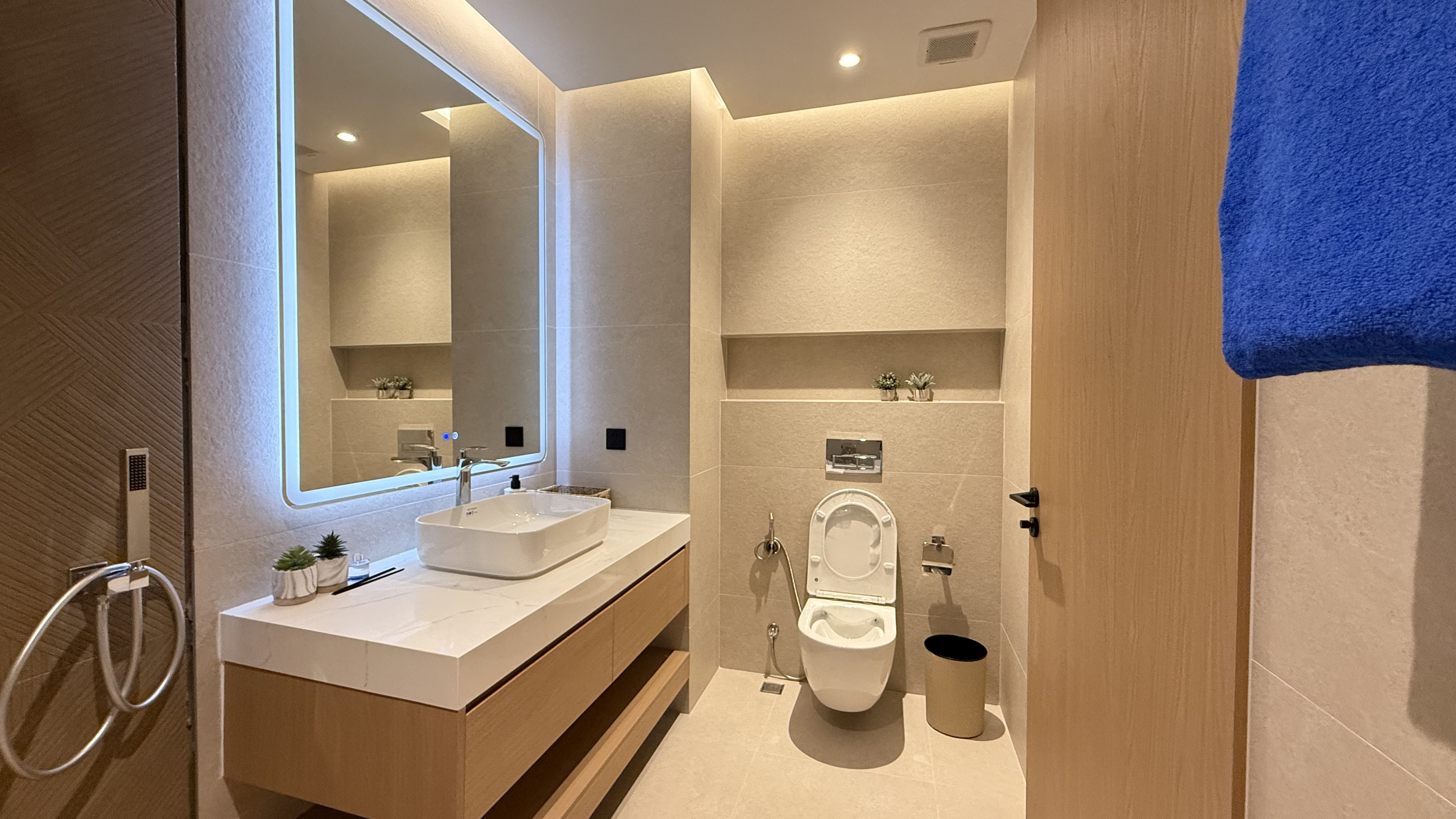 Surin Top Condominium 16