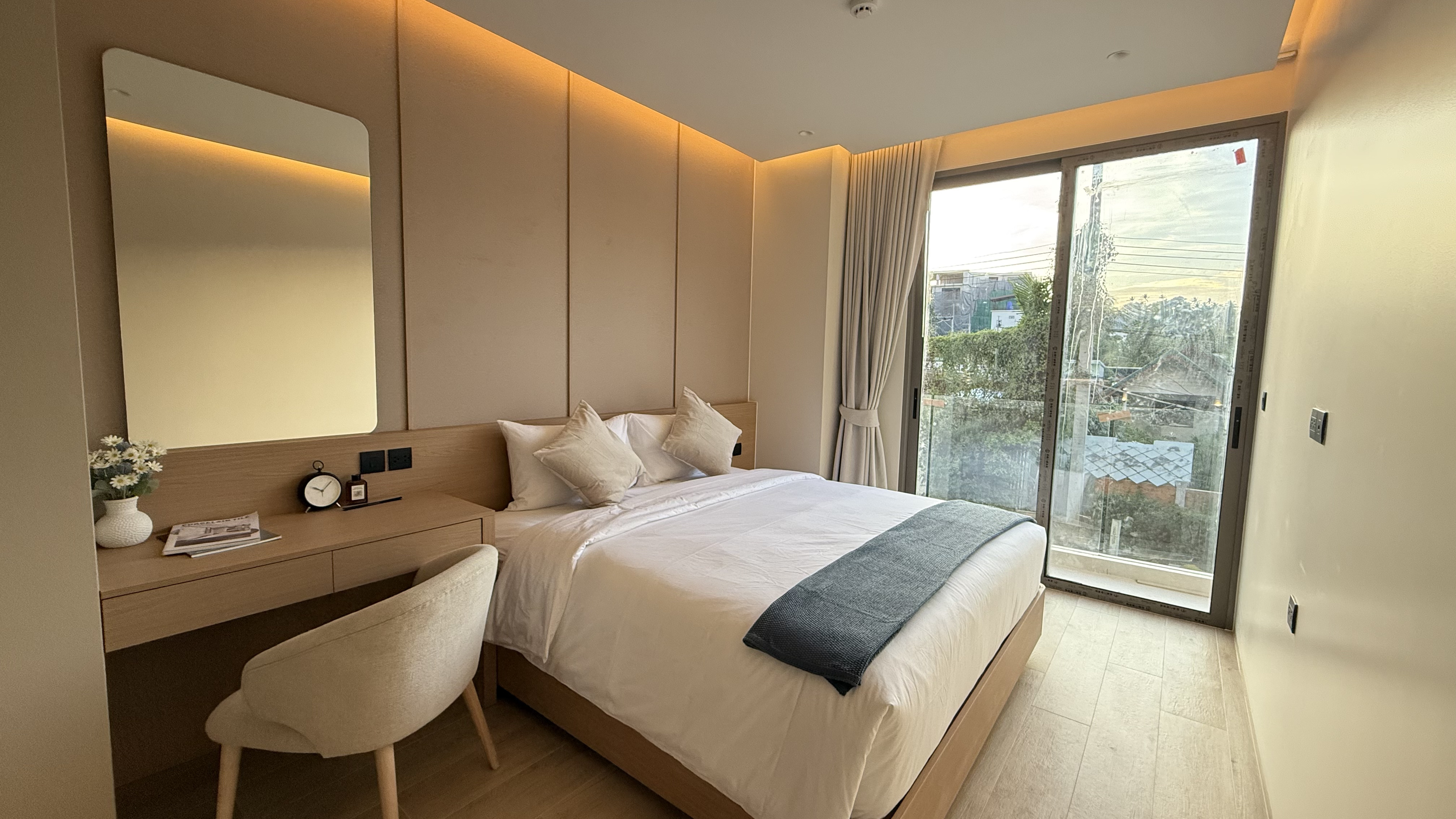 Surin Top Condominium 23